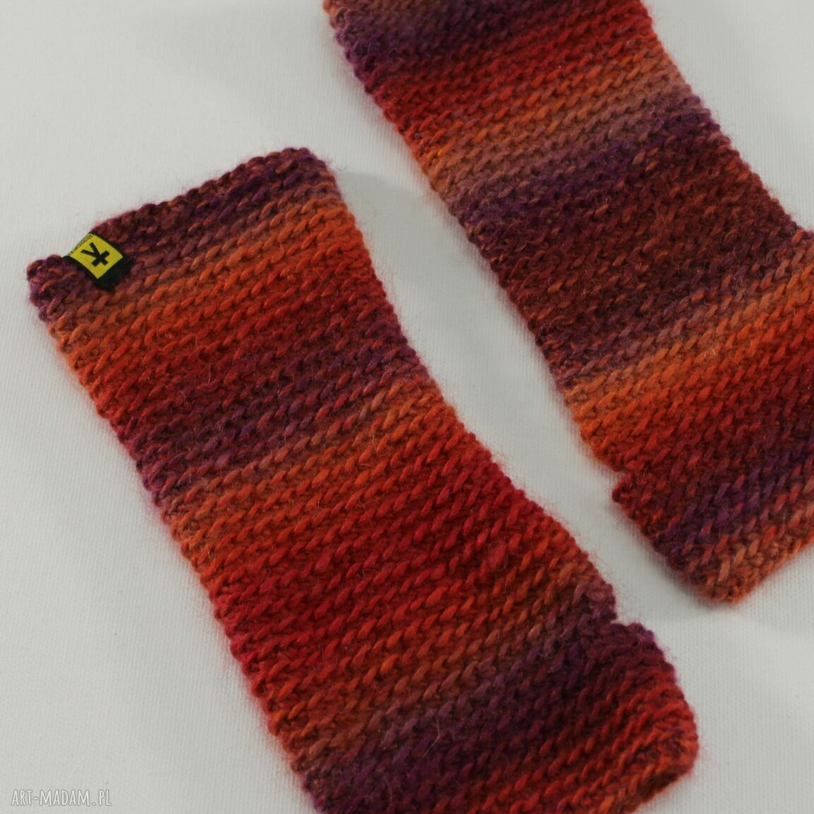 dodatki: mitenki w czerwieniach Handmade