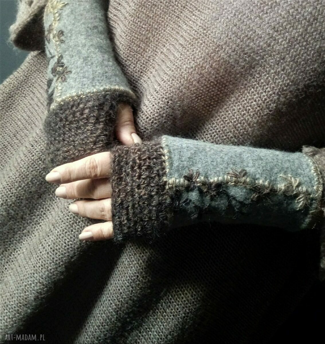 Rękawiczki mitenki wełniane na jesień handmade, przyjemne i ciepłe