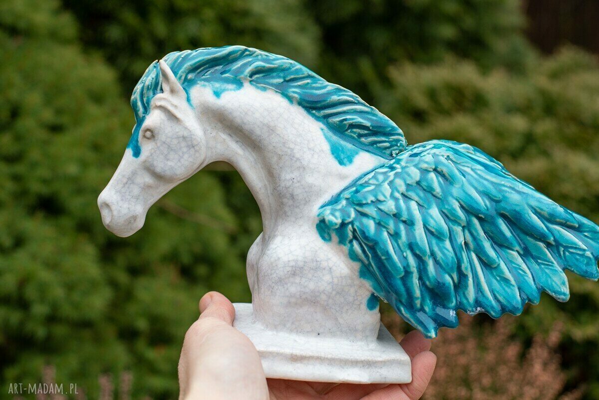 Rzeźba ceramiczna Pegaz - biały turkus i popiersie konia