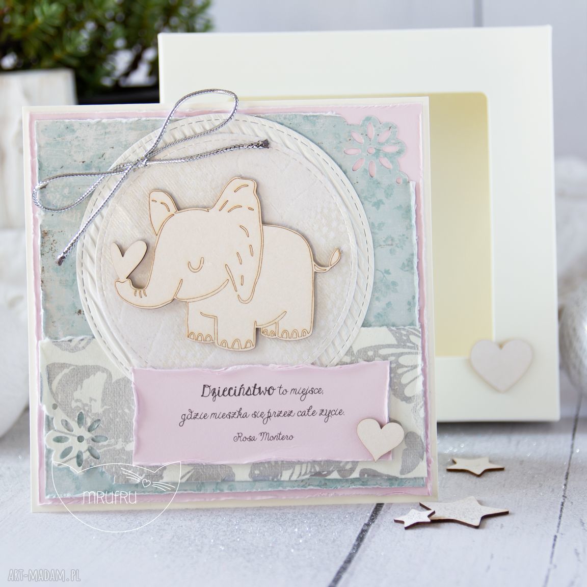 Kartka na roczek - urodziny niespodzianka (scrapbooking)