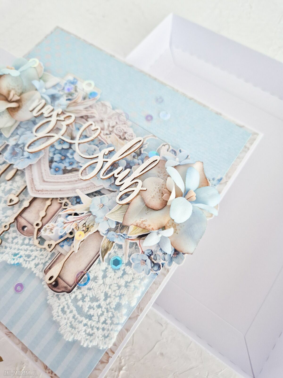 Romantyczna kartka ślubna z prezentem scrapbooking