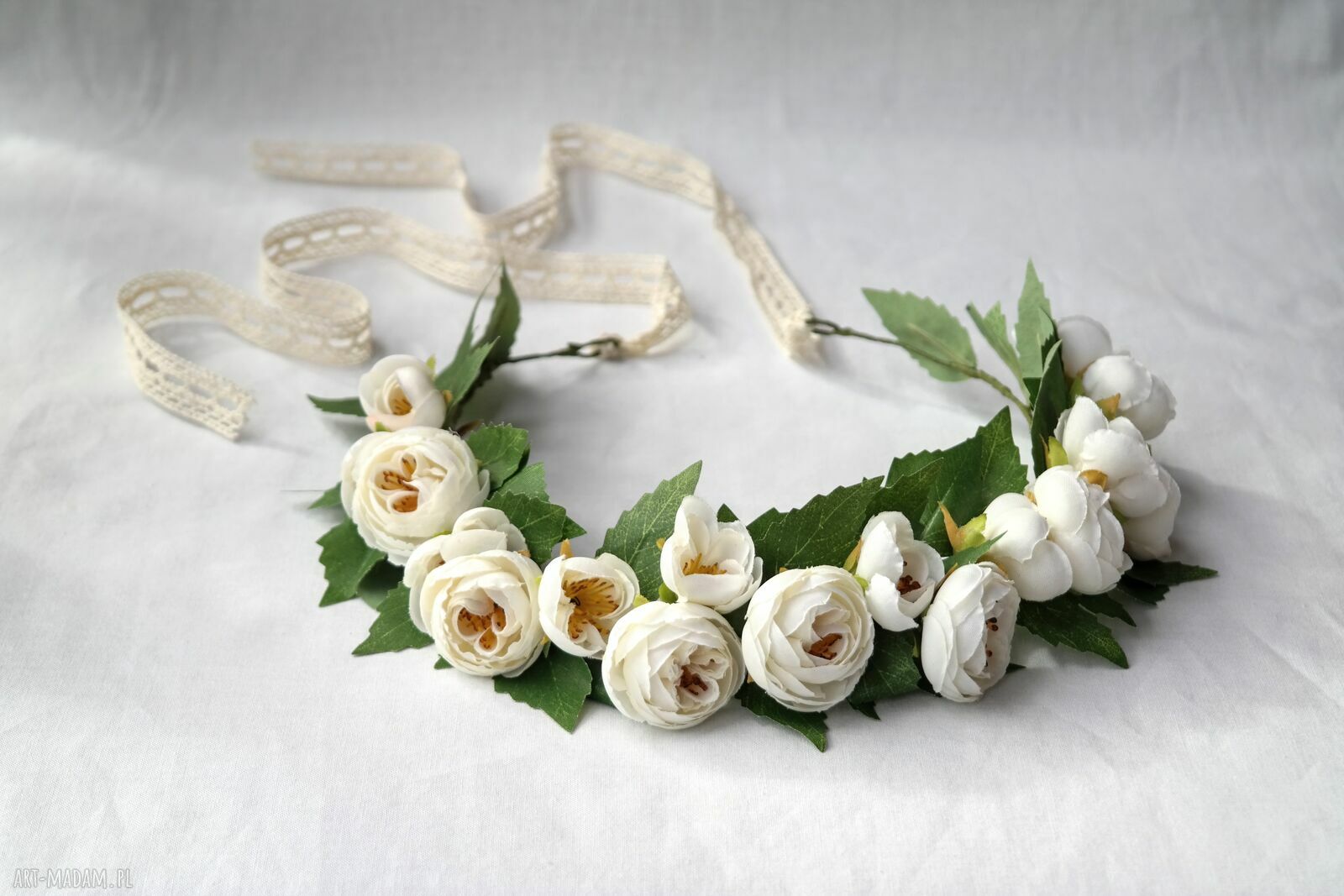 https://art-madam.pl/zdjecie/romantyczny-wianek-slubny-pcfbrjzhsgjjqrxz.jpg
