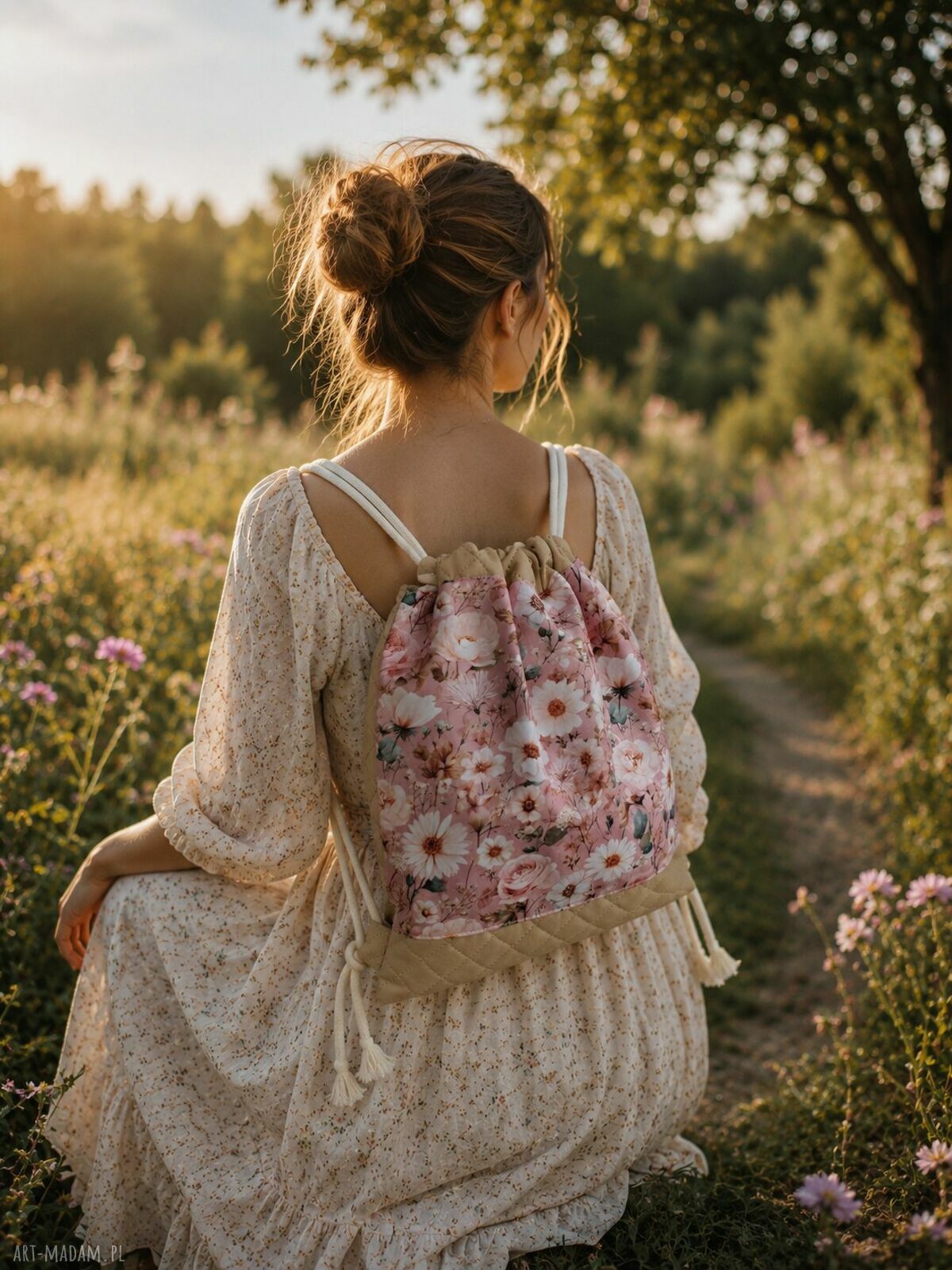 Plecak-worek boho w kwiaty - romantyczny dodatek handmade