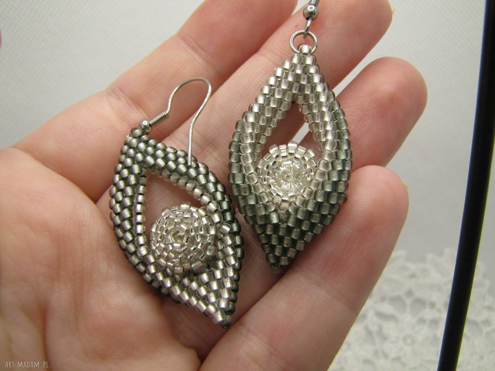 Kolczyki romby z kryształkami Swarovski