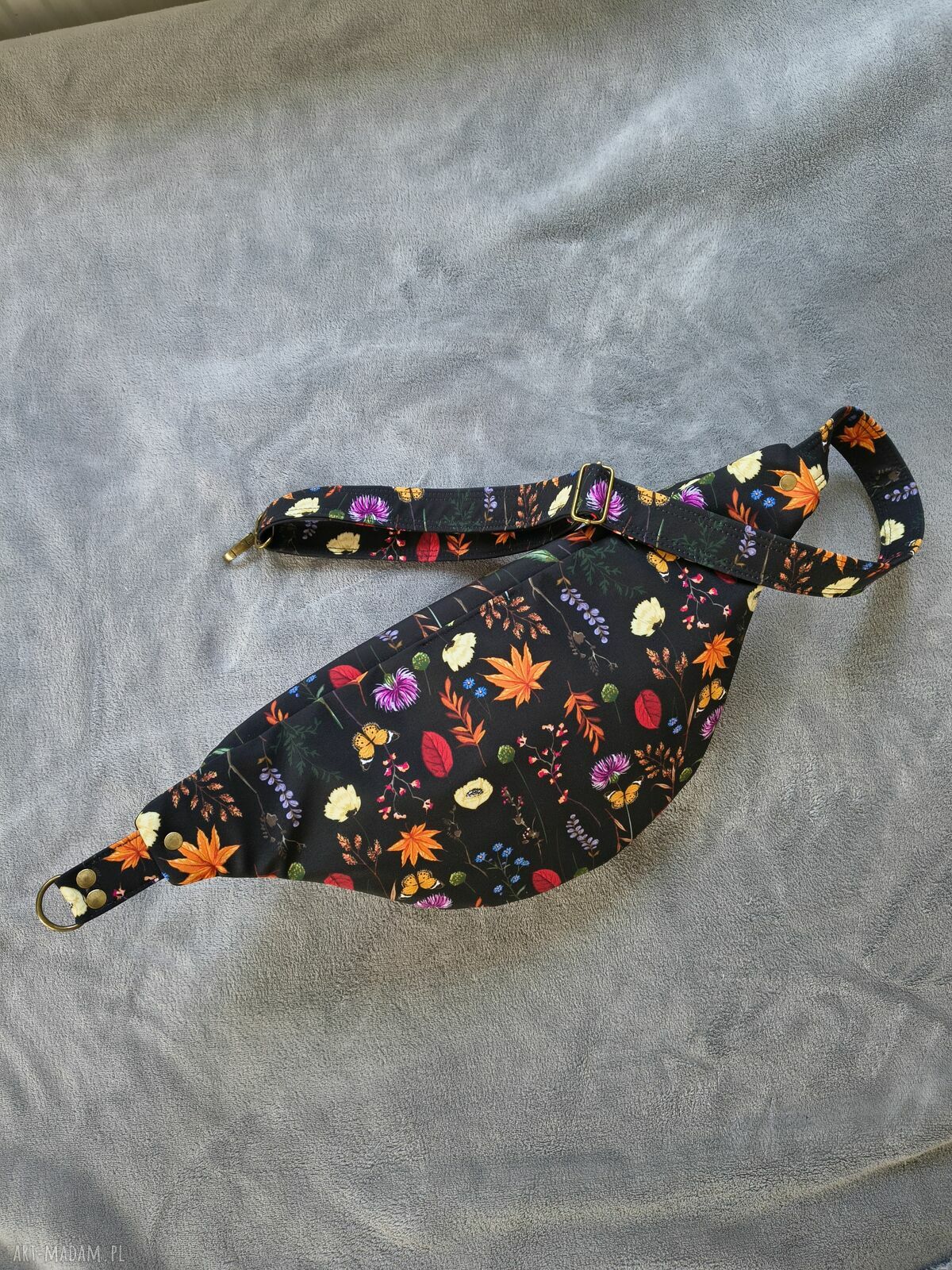 Roślinna nerka damska XXL na ukos - handmade z wodoodpornego softshellu
