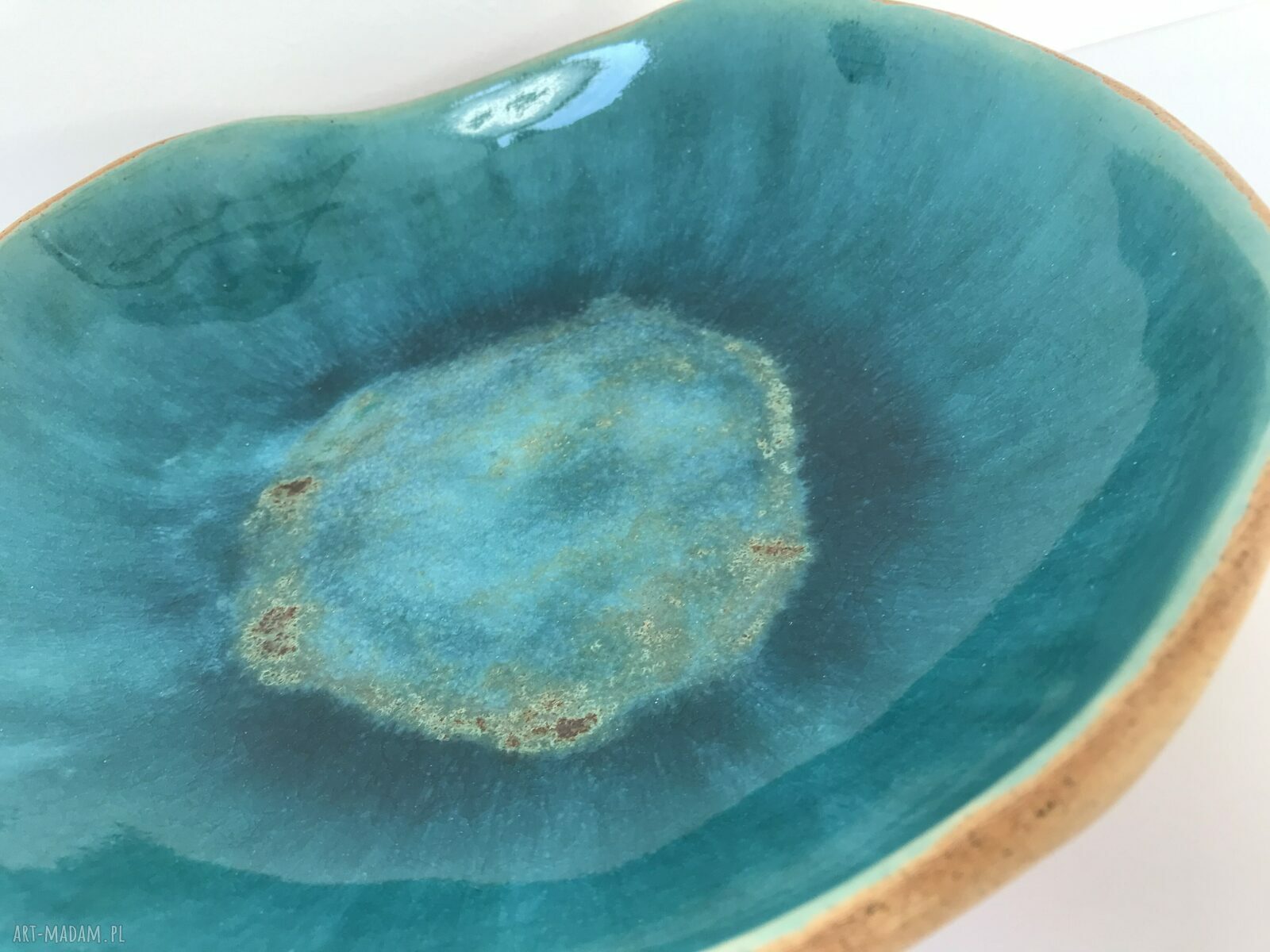 Roślinna miseczka ceramiczna z turkusowym szkliwem