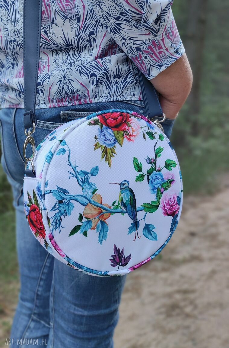 Round Bag - niebieskie kolibry - torebka na ramię handmade