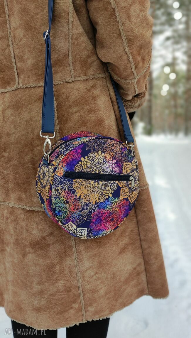 Round Bag tęczowe mandale - torebka na ramię, wodoodporna