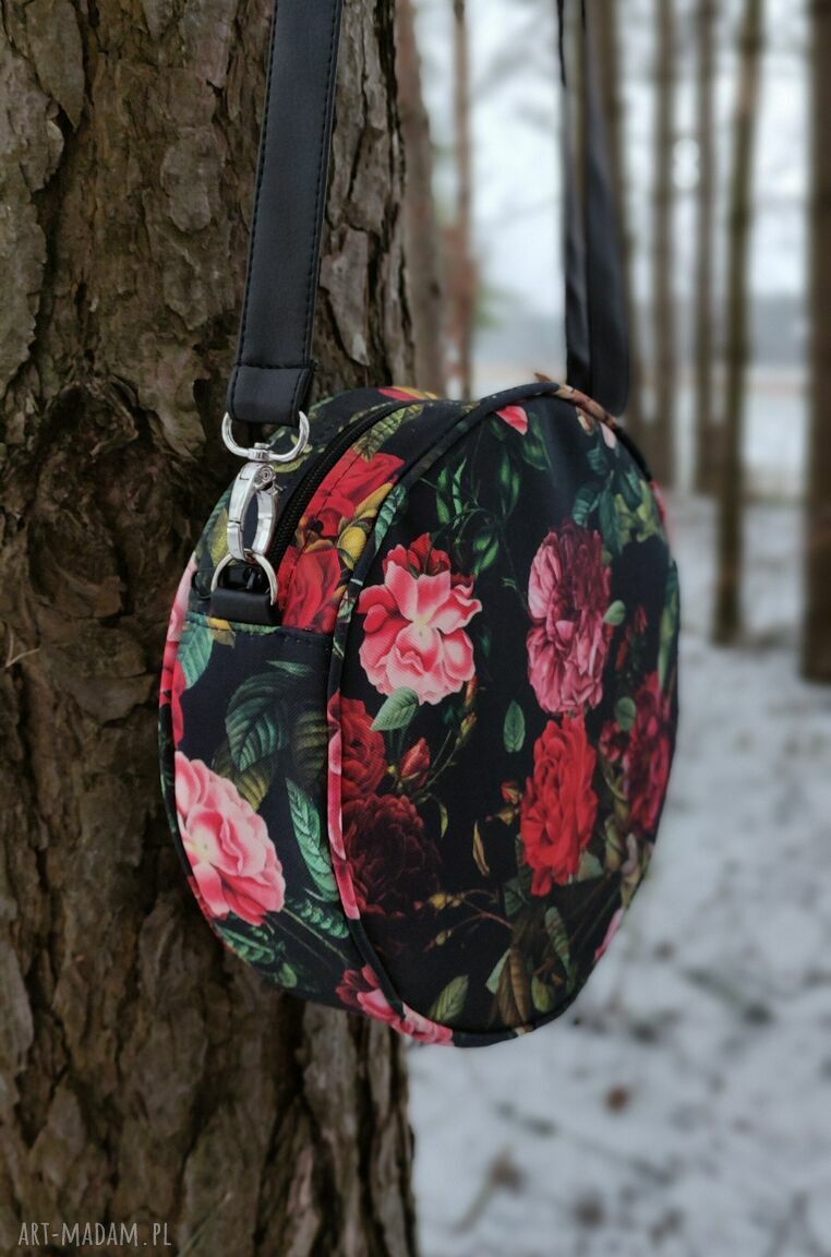 Round Bag - czerwone róże. Elegancka torebka na ramię handmade