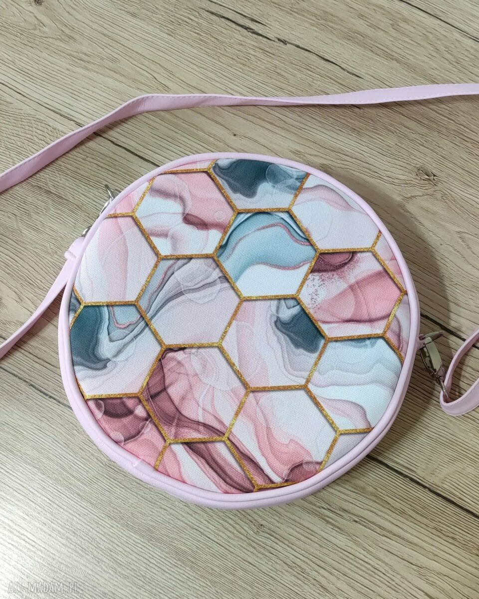 Round Bag pudrowy róż i plastry miodu - mini torebka ręcznie robiona