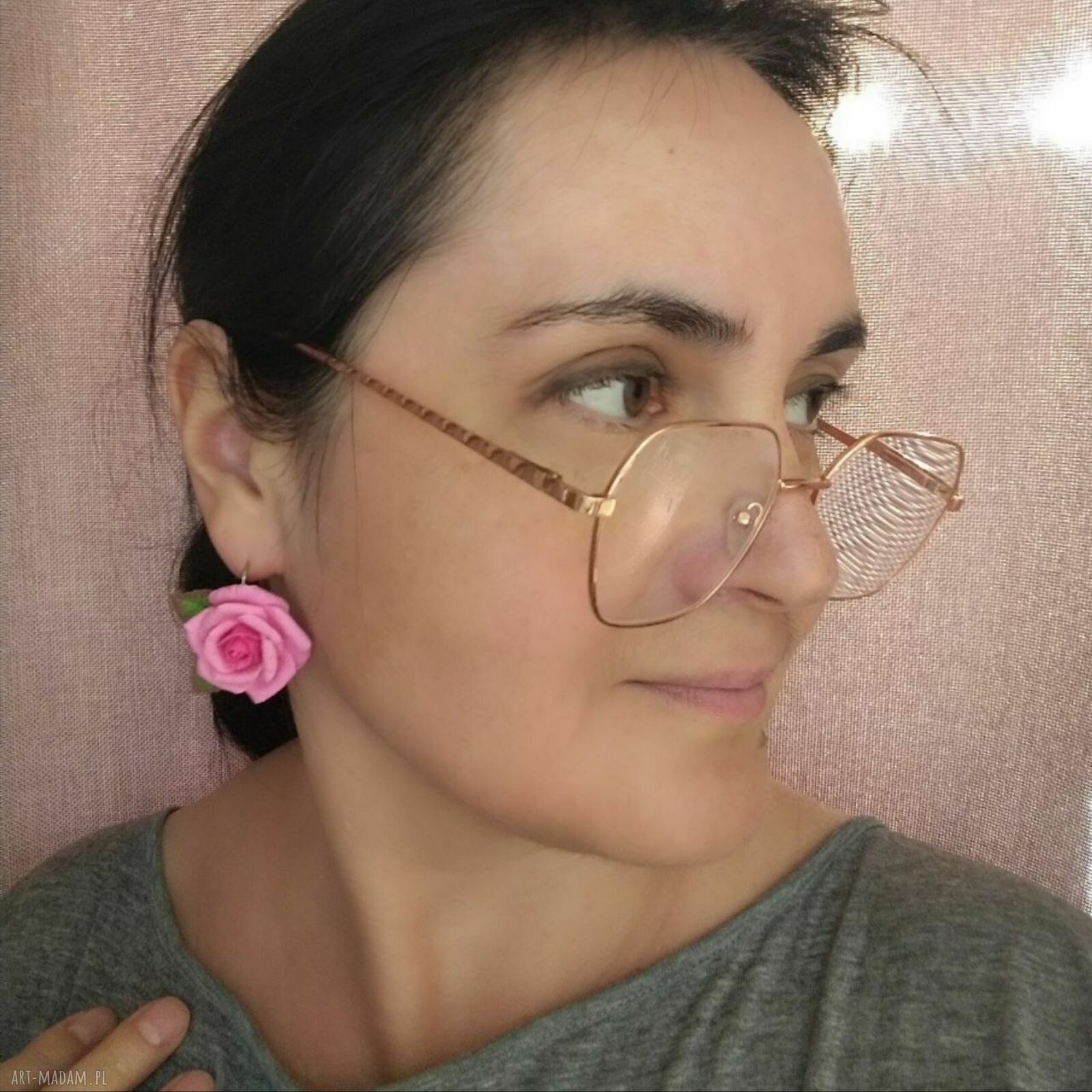 Różowe kolczyki z różami handmade z gliny polimerowej - zapięcie angielskie