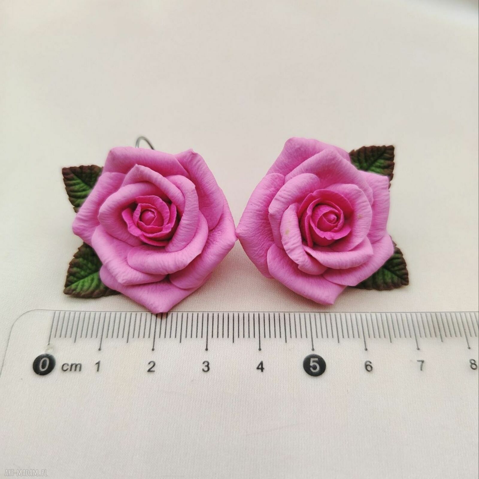 Różowe kolczyki z różami handmade z gliny polimerowej - zapięcie angielskie
