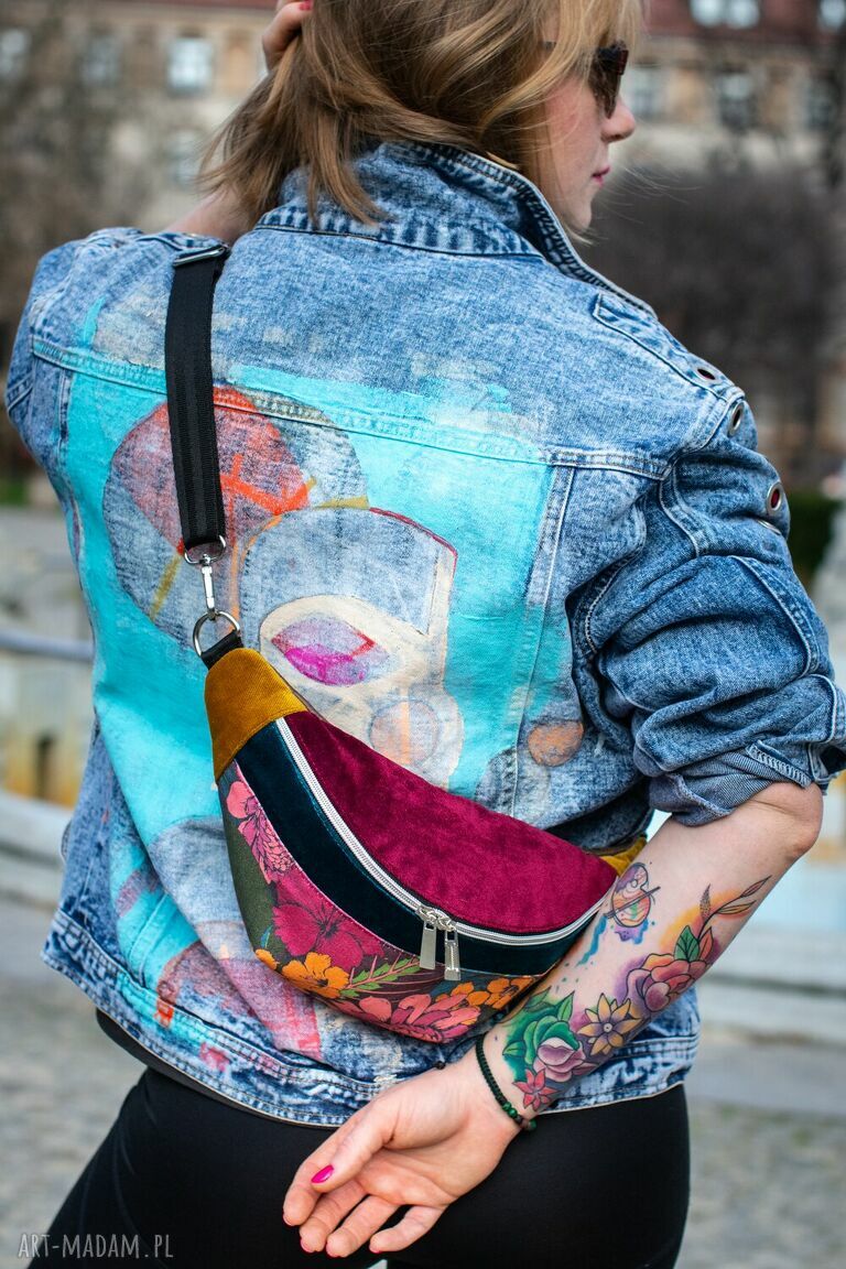 Różowa nerka na lato w kolorowe kwiaty - damska saszetka handmade