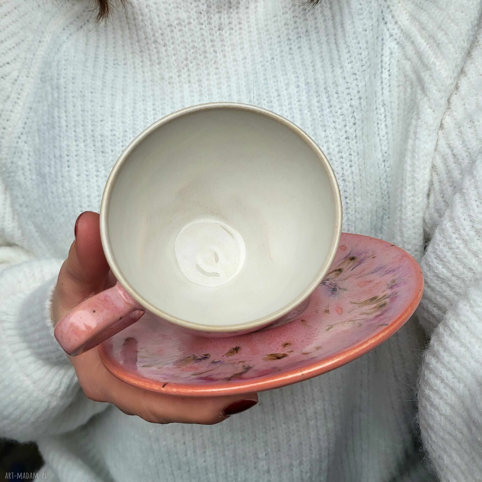Różowa pastelowa filiżanka ceramiczna 220 ml na kawę - handmade