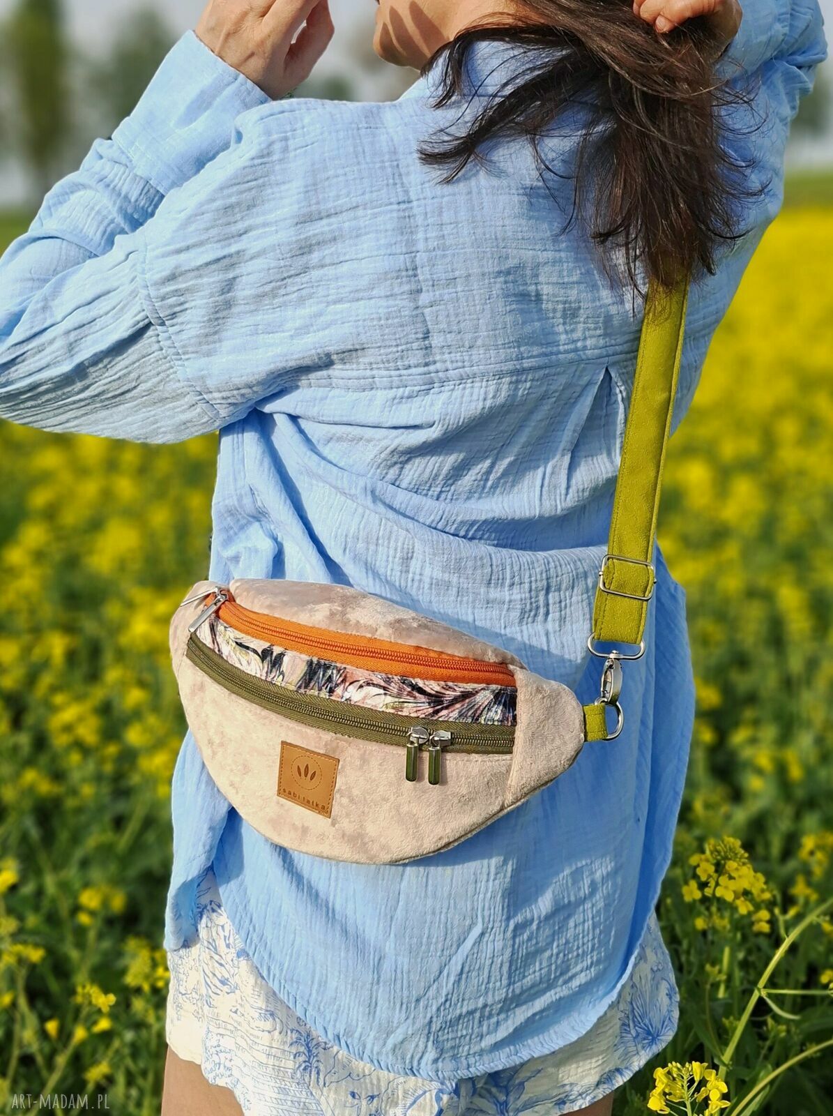 Różowa nerka damska z weluru Tabasco