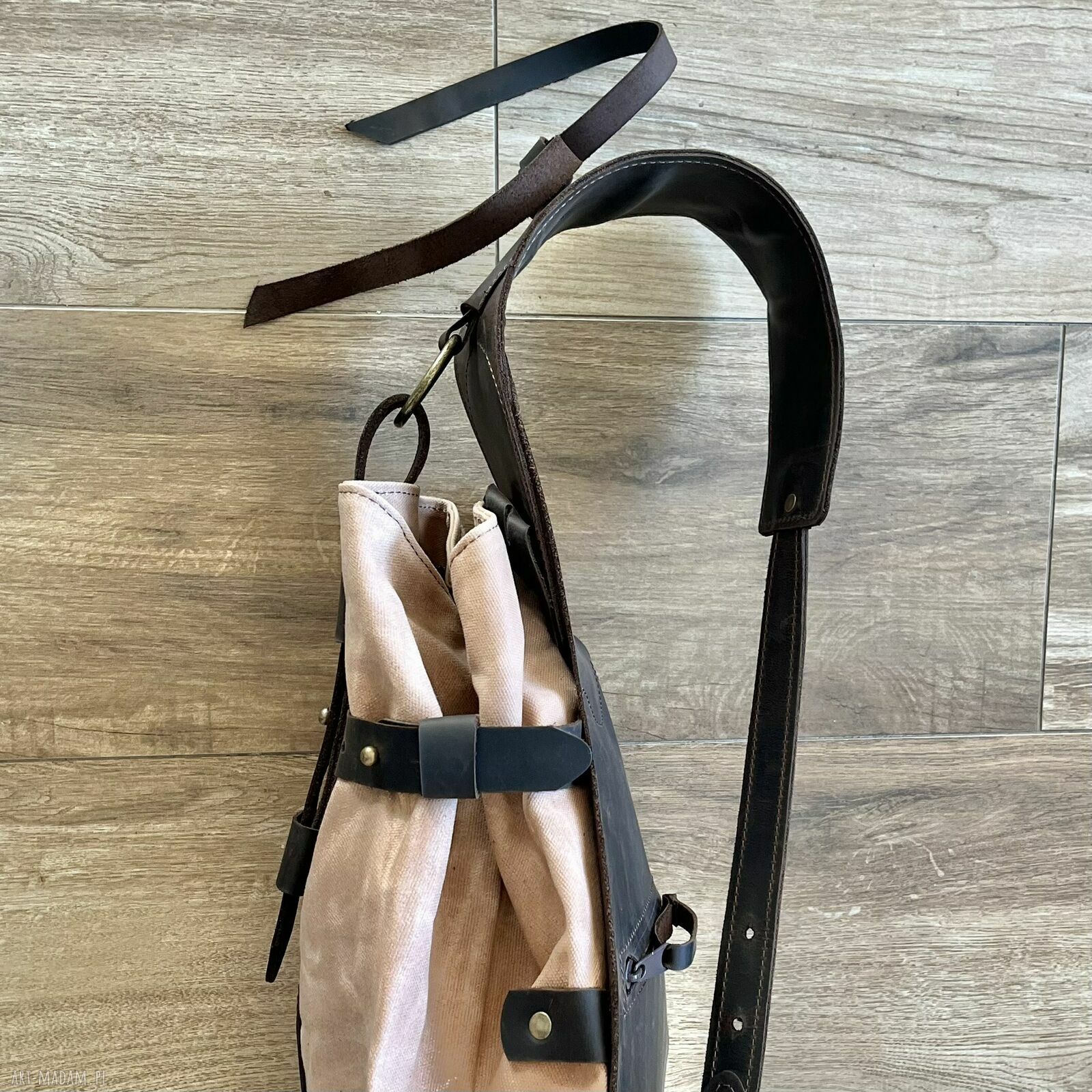 plecaki: Różowy plecak „Bukłak” ze skóry i bawełny woskowanej Vintage. HandMade