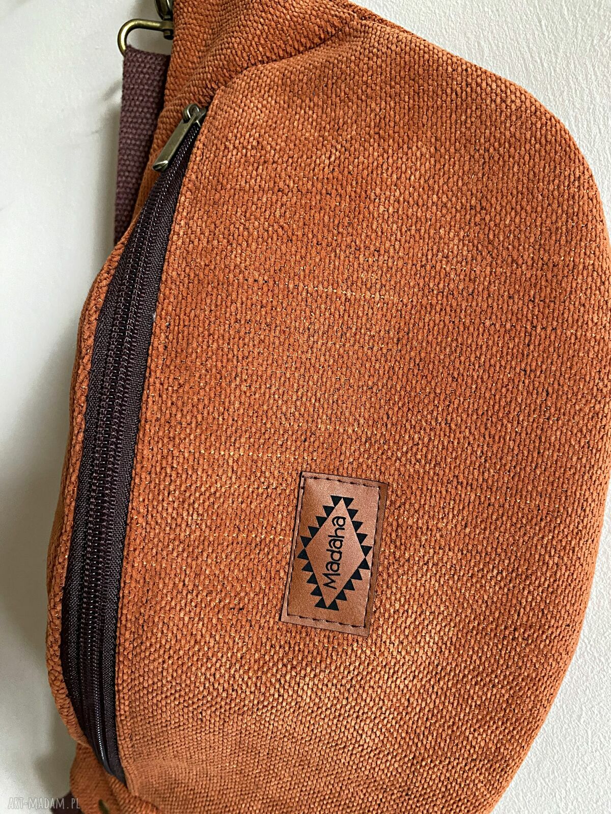Ruda nerka-saszetka handmade - praktyczna i wyjątkowa na co dzień