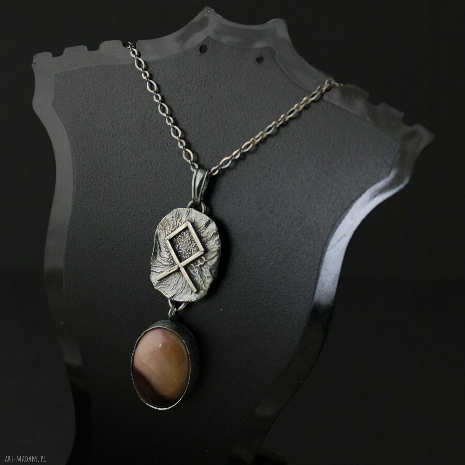 Runa Othala z mokaitem - srebrny wisiorek amulet ochronny