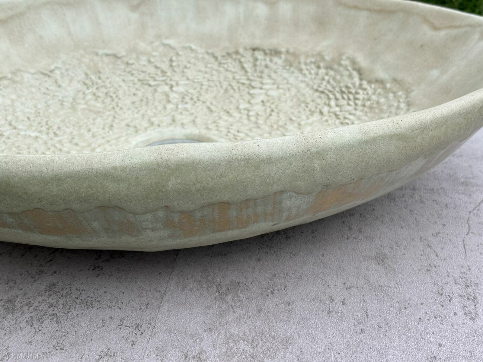 Ręcznie wykonana umywalka ceramiczna Boho w kolorze mięty