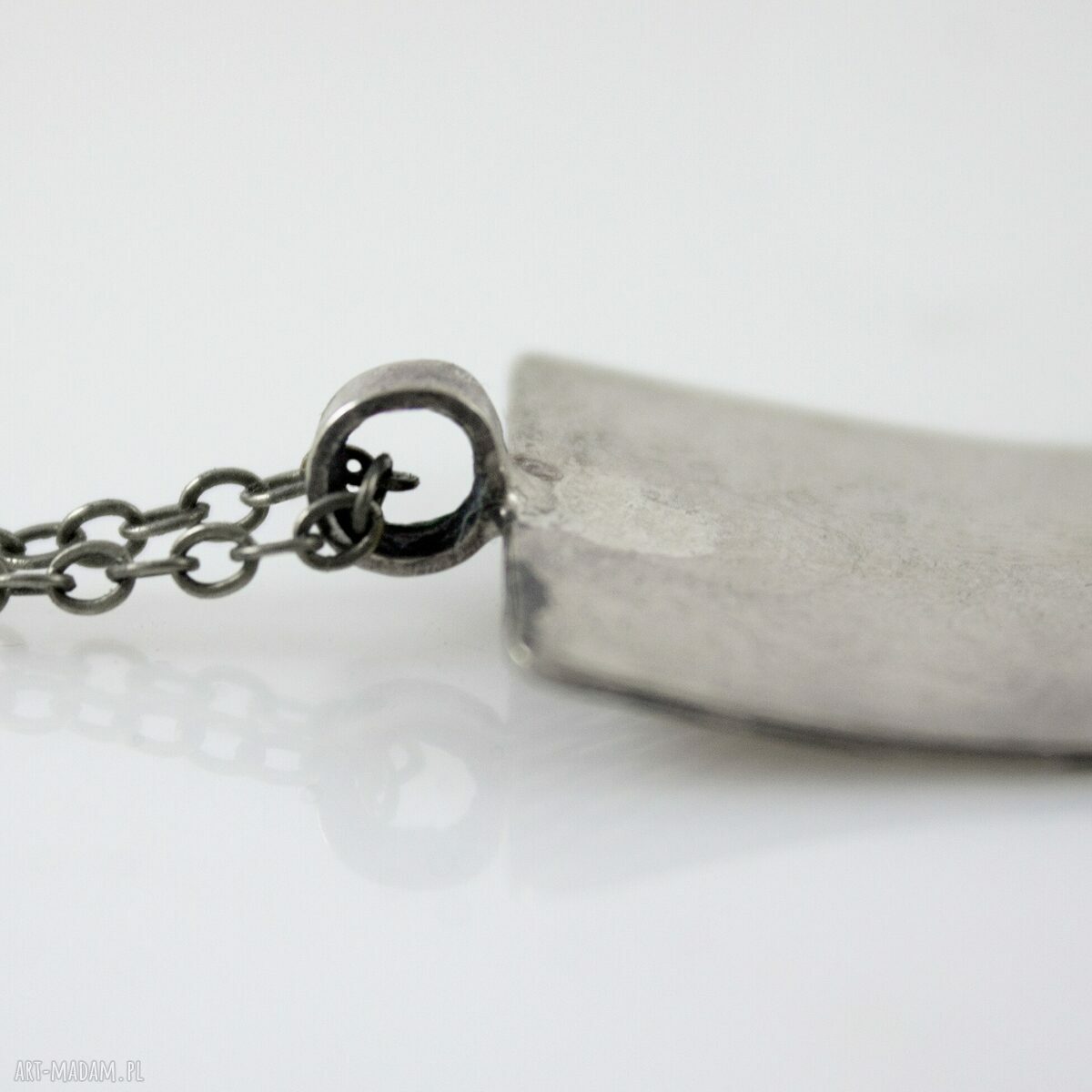 Rybia łuska - minimalistyczny metalowy wisiorek handmade ooak (ok. 4 cm)