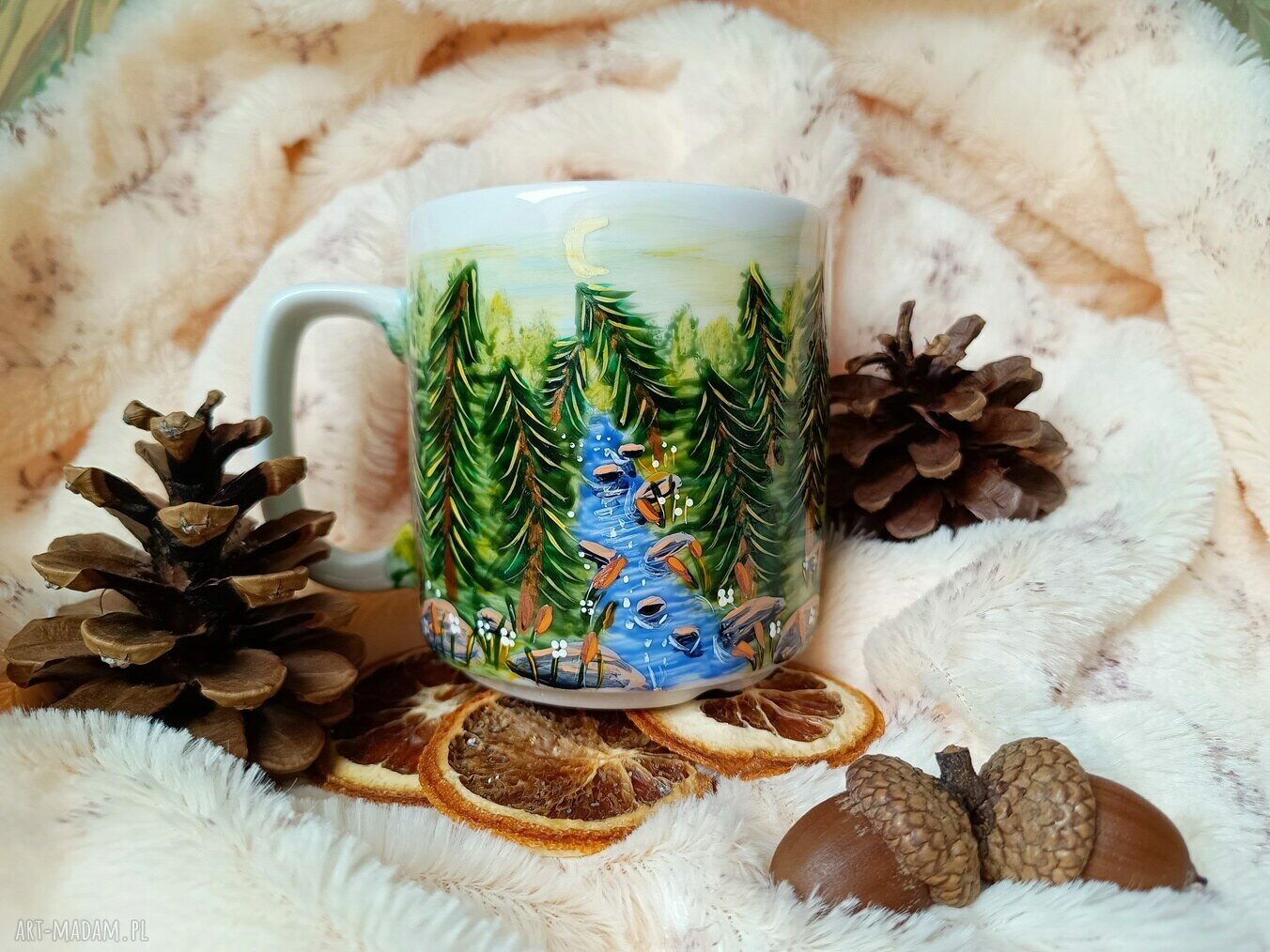 Ryś w pejzażu - źródło słoneczne i księżycowe - ręcznie malowany kubek 270 ml