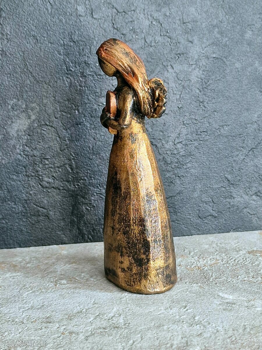 Rzeźba czerwono-złoty Anioł Miłości 12,5 cm (gips modelarski)