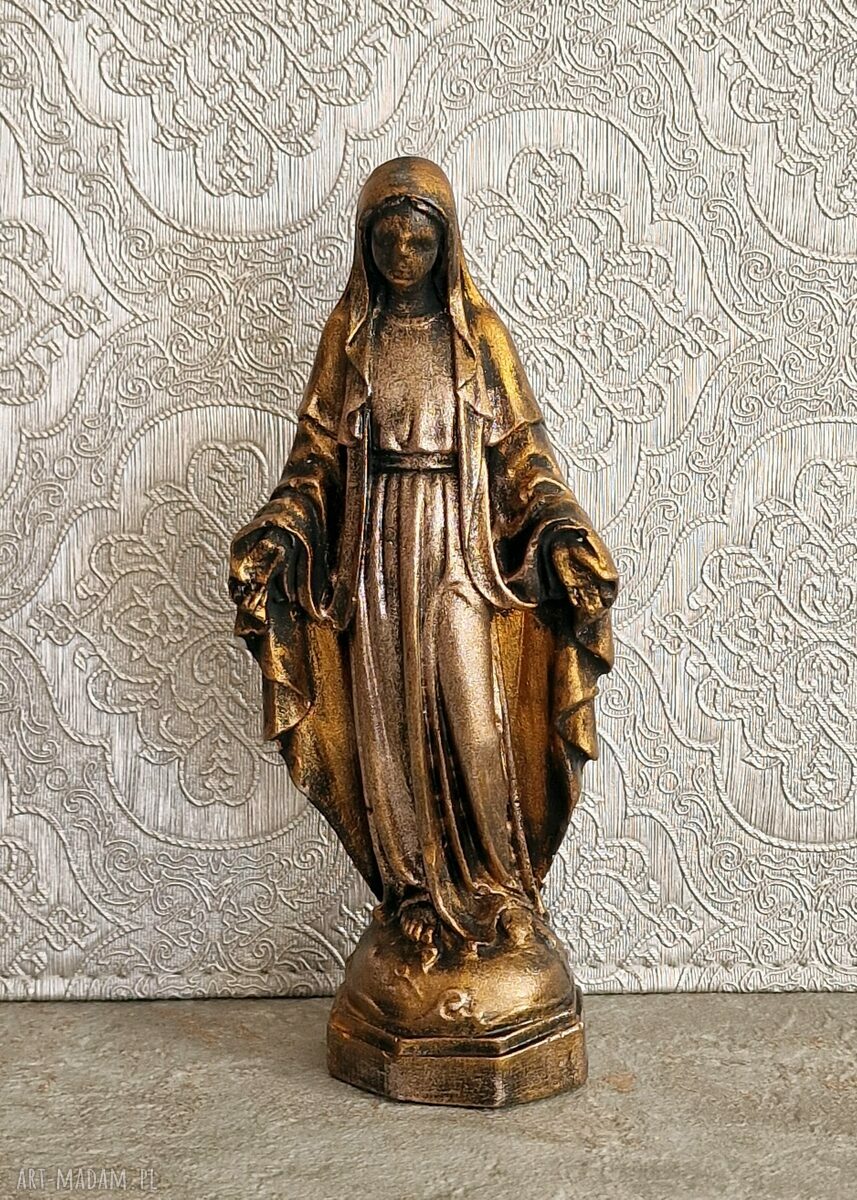 Rzeźba Matka Boska złota wys. 14,7 cm