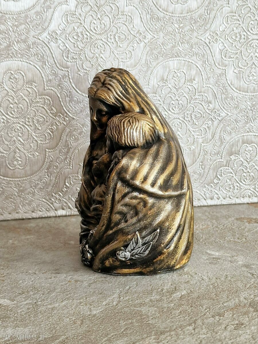 Rzeźba Matka z Dzieckiem złoto-srebrna, wysokość 10,4 cm
