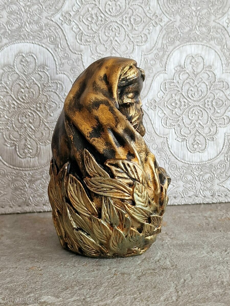 Rzeźba Matka z Dzieckiem - Maryja w metalicznym miedzianym złocie, 9,7 cm