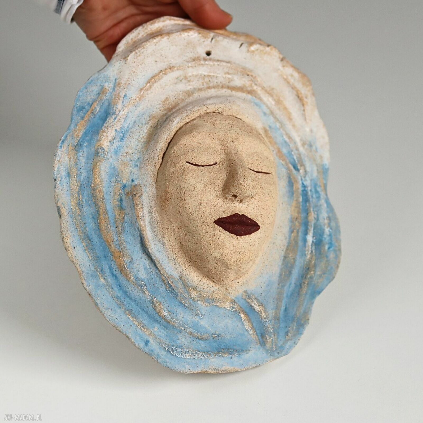 Ceramiczna rzeźba ścienna Twarz - dekoracja na ścianę z szamotu