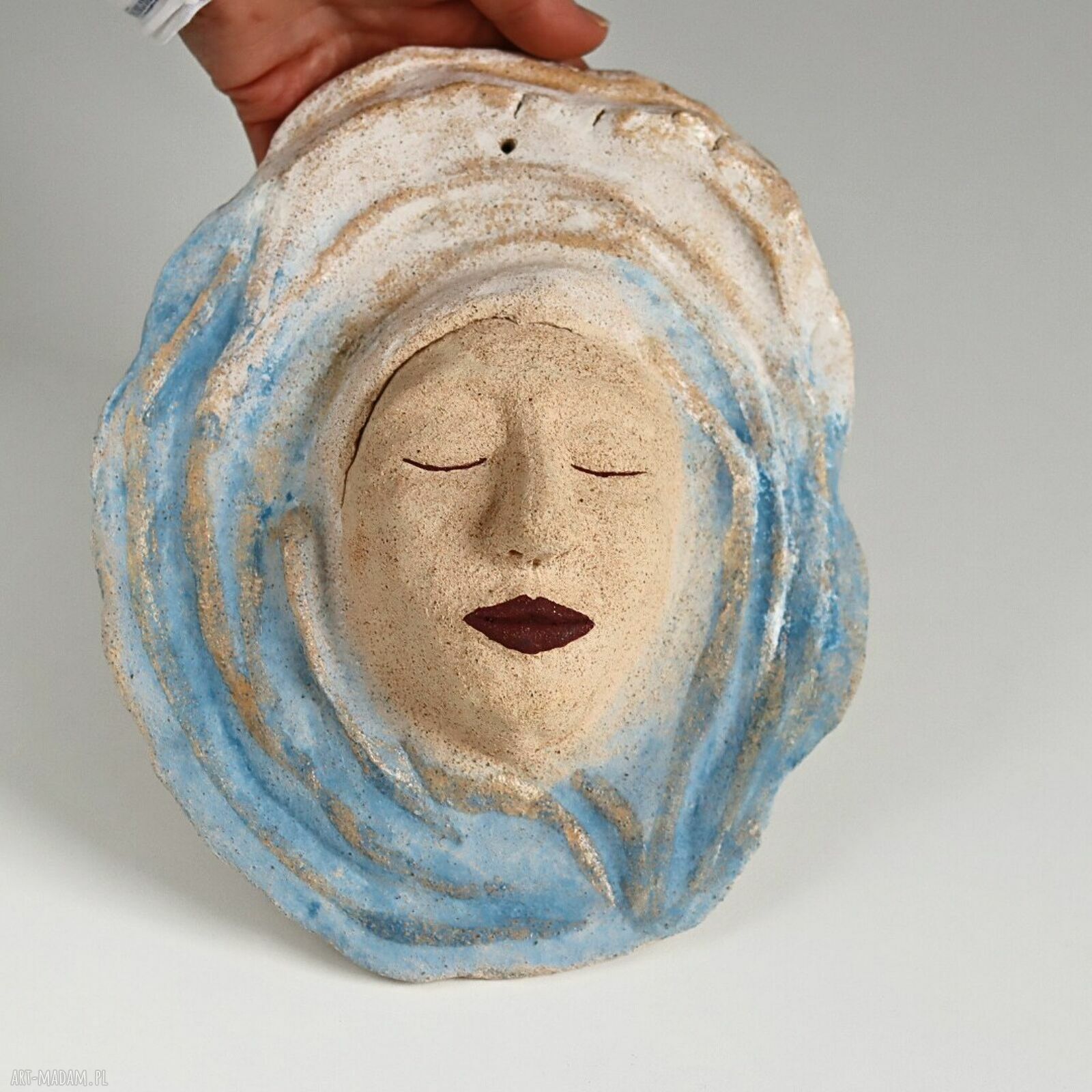 Ceramiczna rzeźba ścienna Twarz - dekoracja na ścianę z szamotu