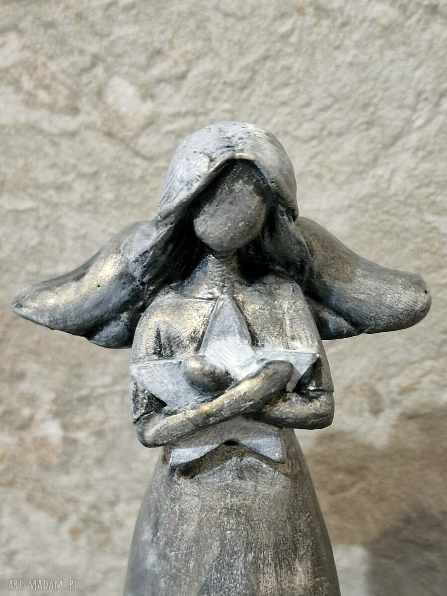 Rzeźba „Anioł Szczęścia” w srebrnym wykończeniu - 13,1 cm