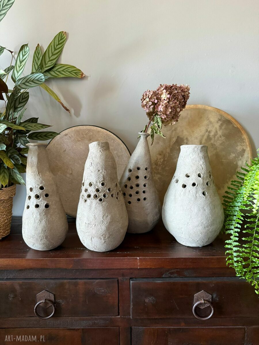 Wazon ceramiczny „Monolit” - ręcznie robiona ceramika do Twojego wnętrza