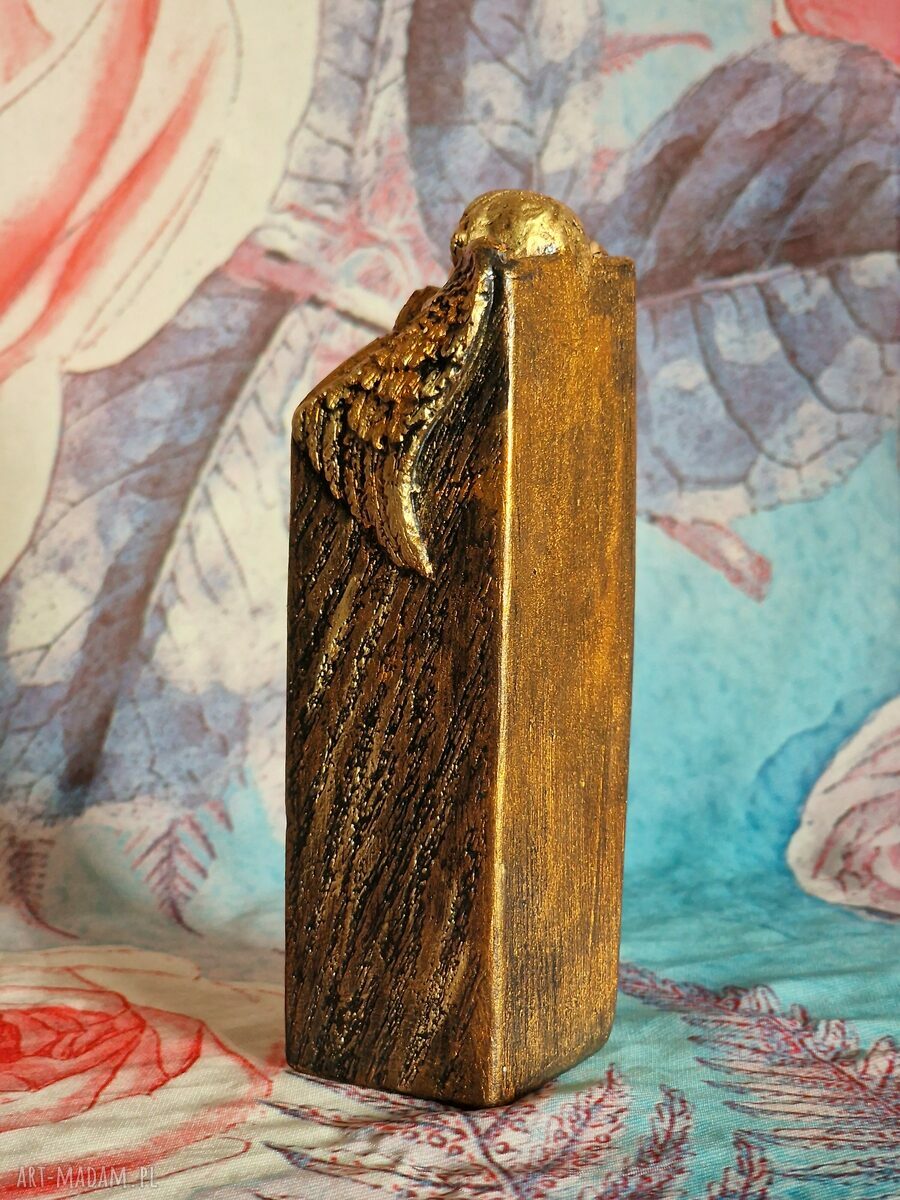 Rzeźba z gipsu Anioł Jutrzenki złoty - 14,2 cm