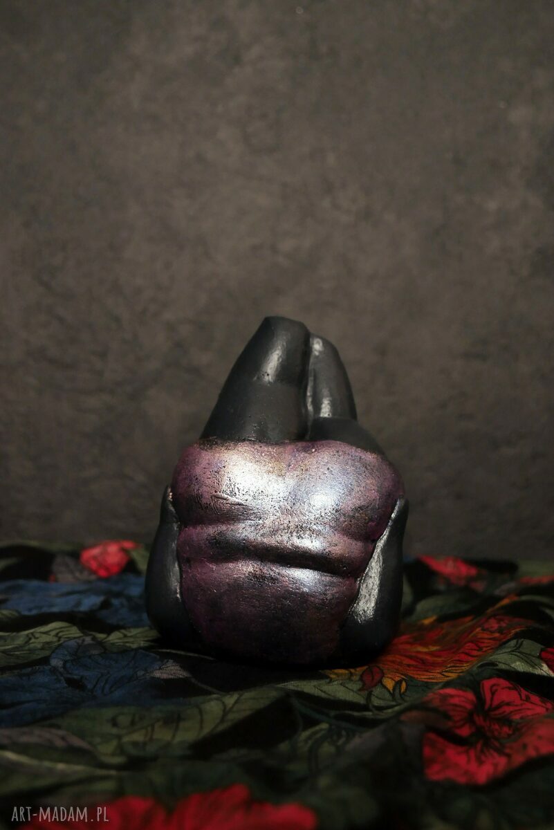 Rzeźba z gipsu - figurka Yoga