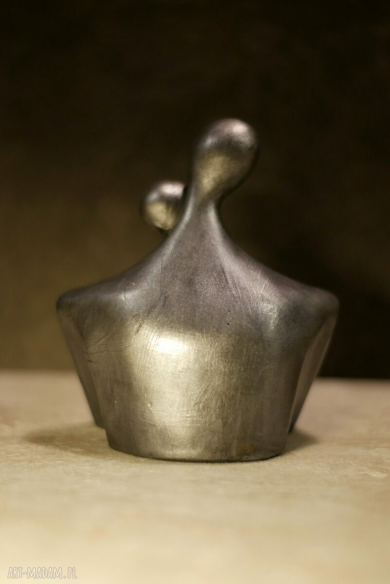 Rzeźba z gipsu Para Zakochanych - walentynkowa figurka 11 cm