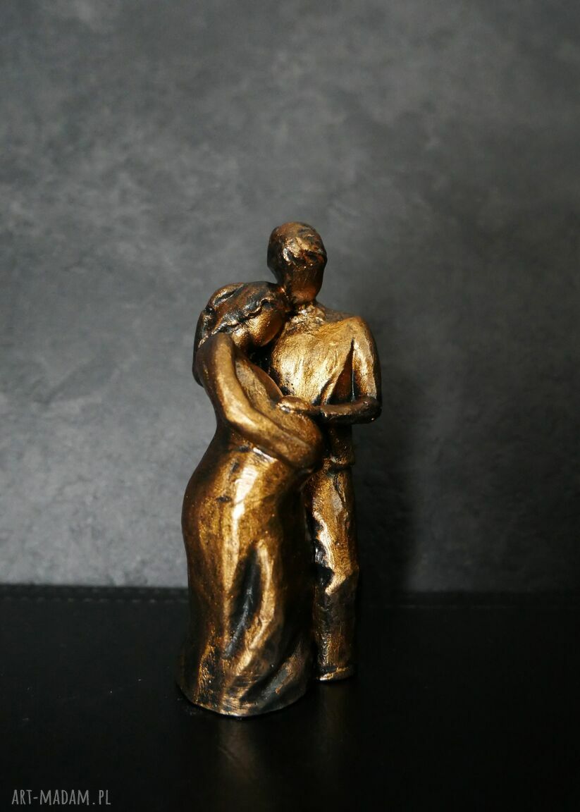 Rzeźba z gipsu Rodzina - ogniste złoto, wys. 10 cm