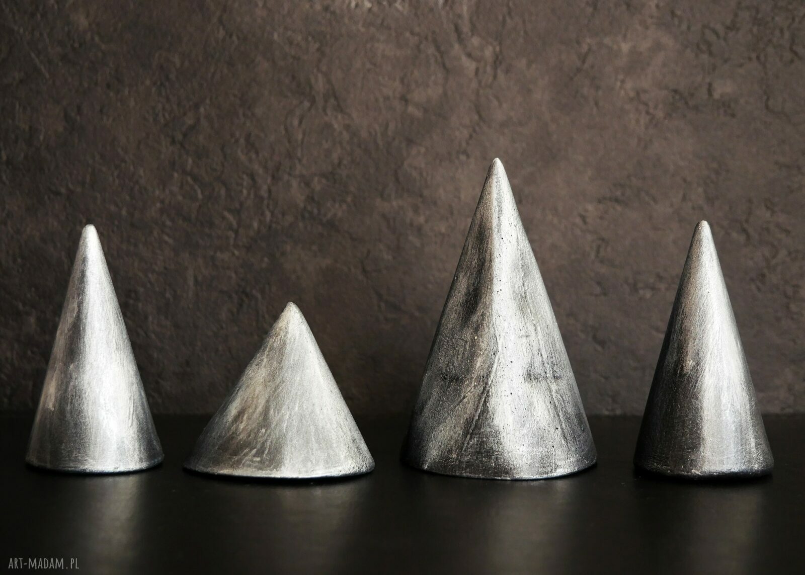 Zestaw 4 stożków z gipsu na biżuterię - srebrny księżycowy metaliczny