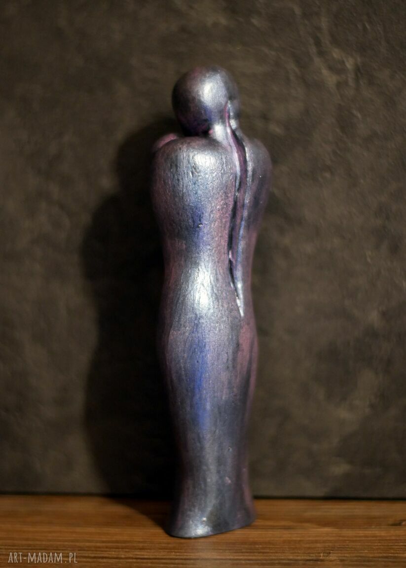 Para Zakochanych - rzeźba z gipsu 14,8 cm w metalicznym blasku
