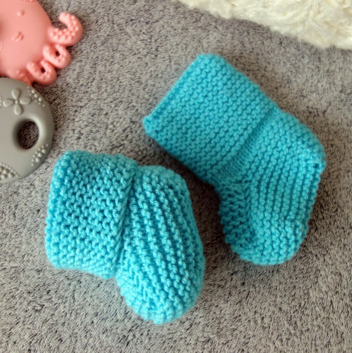 Sarpetki Newborn - turkusowe buciki na drutach handmade