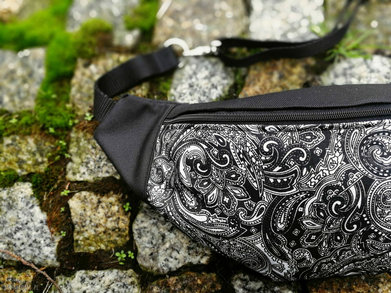 Saszetka nerka biodrówka handmade - praktyczny upominek dla kobiet art-Madam.pl