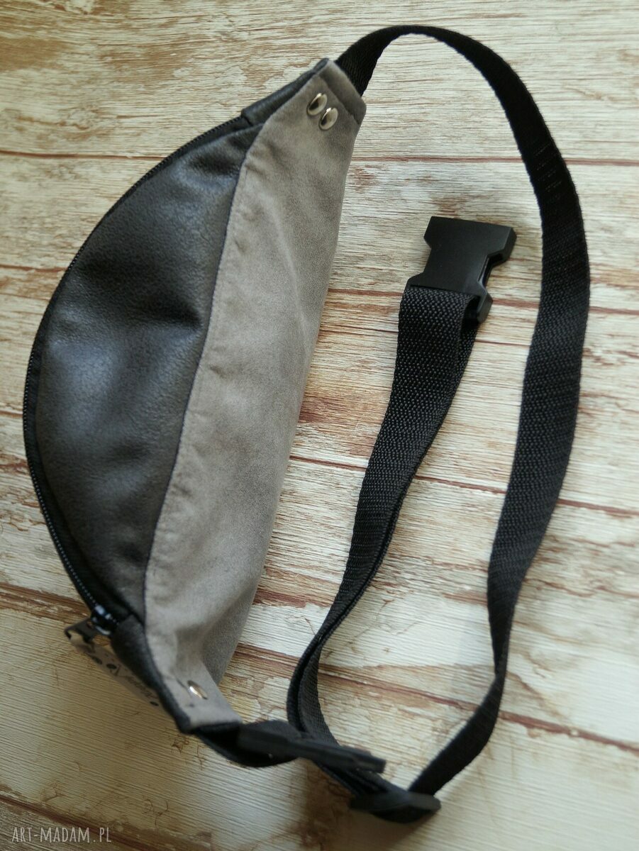 Nerka - saszetka na biodro handmade, pikowana z białej ekoskóry i ekozamszu
