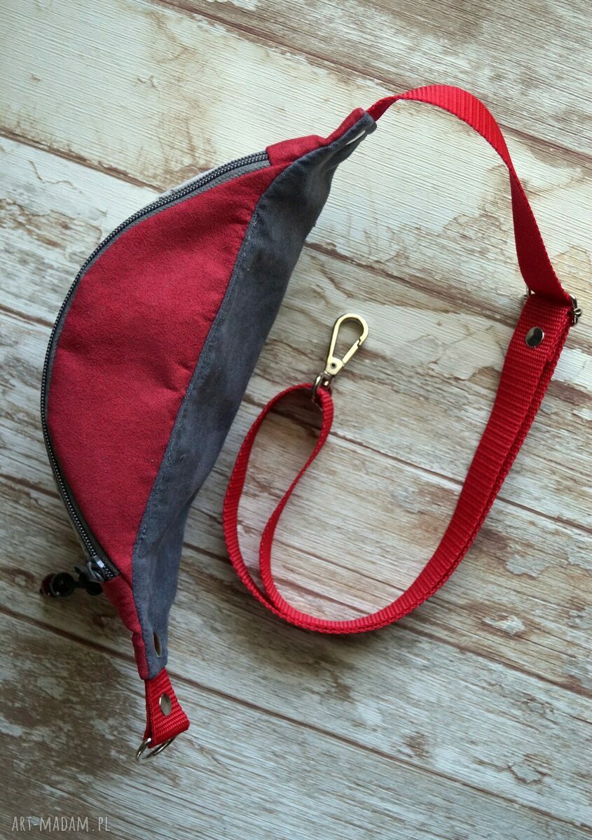Szaro-czerwona nerka-saszetka handmade z podszewką w kotki