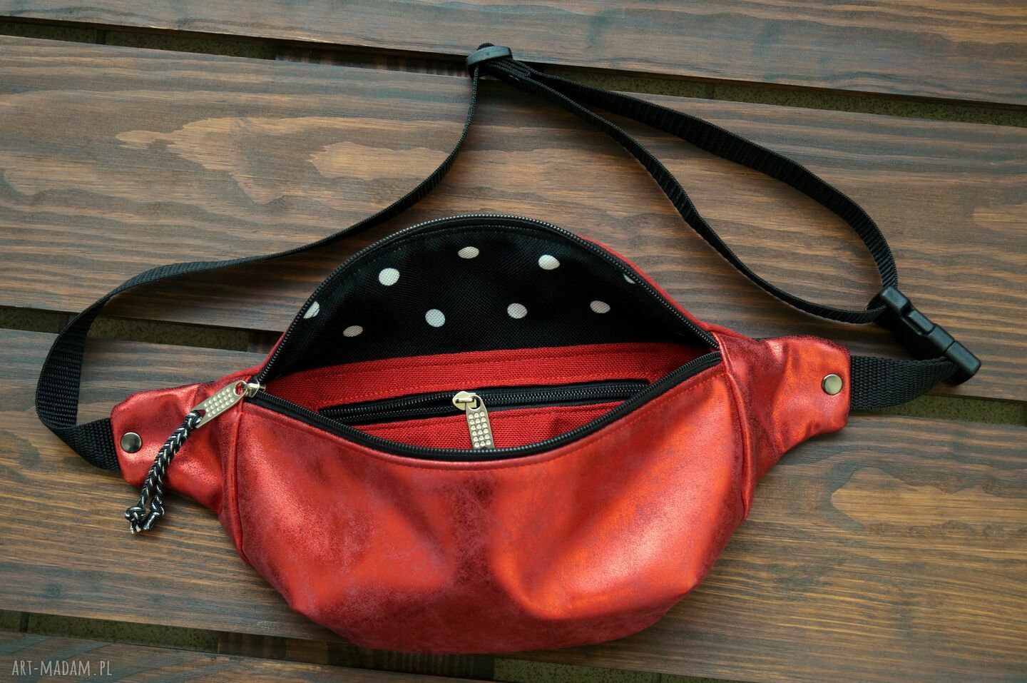 Saszetka/nerka maxi z łączonych materiałów (czerwień i czerń) - handmade Happy Art