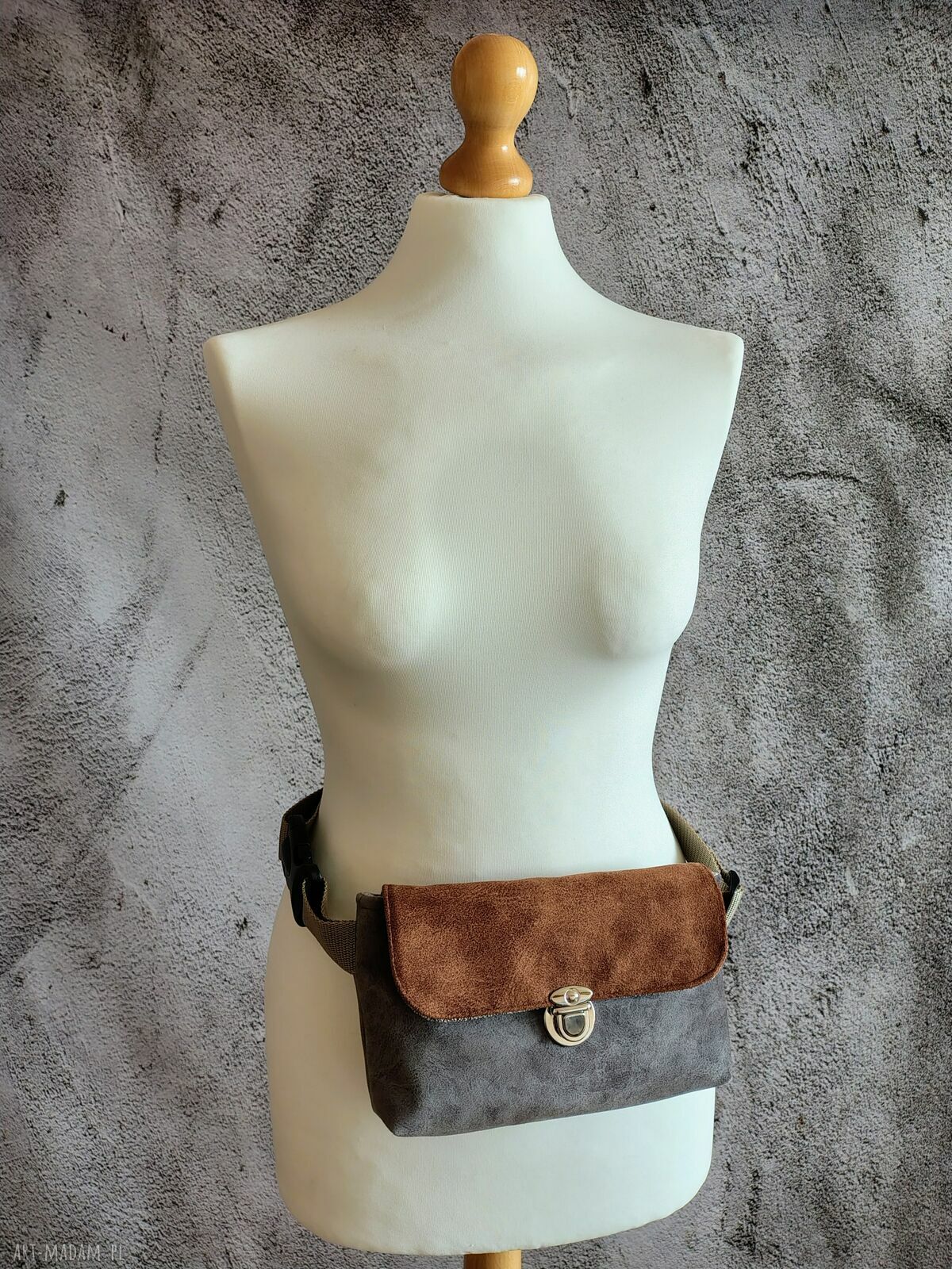 Saszetka/torebka na pas - nerka handmade z tkanin tapicerskich