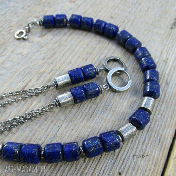 Satynowe walce z lapis lazuli - kolczyki z oksydowanego srebra 925