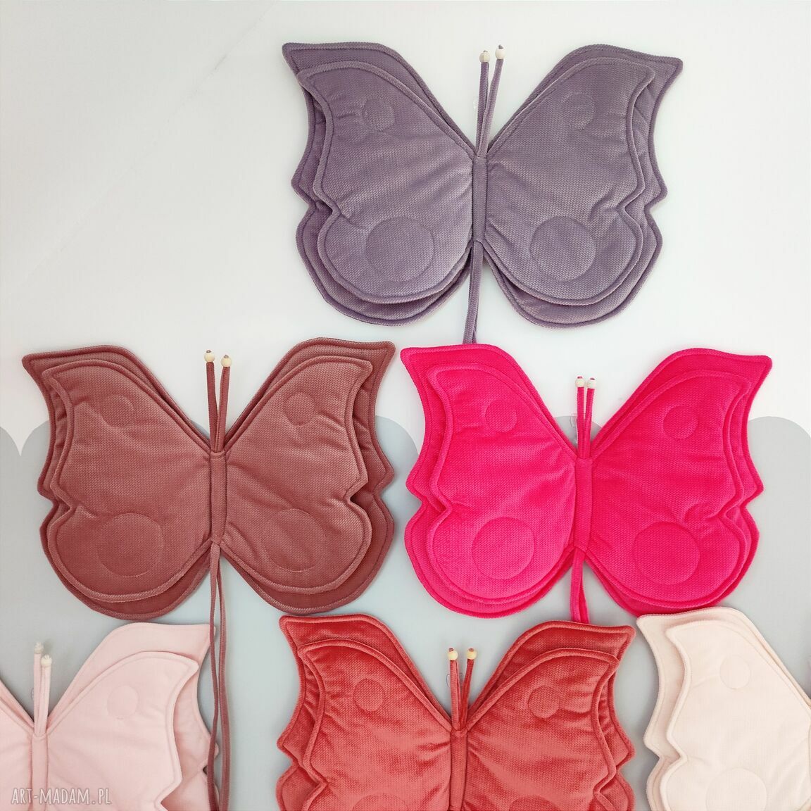 Motyl ozdoba pokoju dziewczynki fioletowy zawieszka scandi