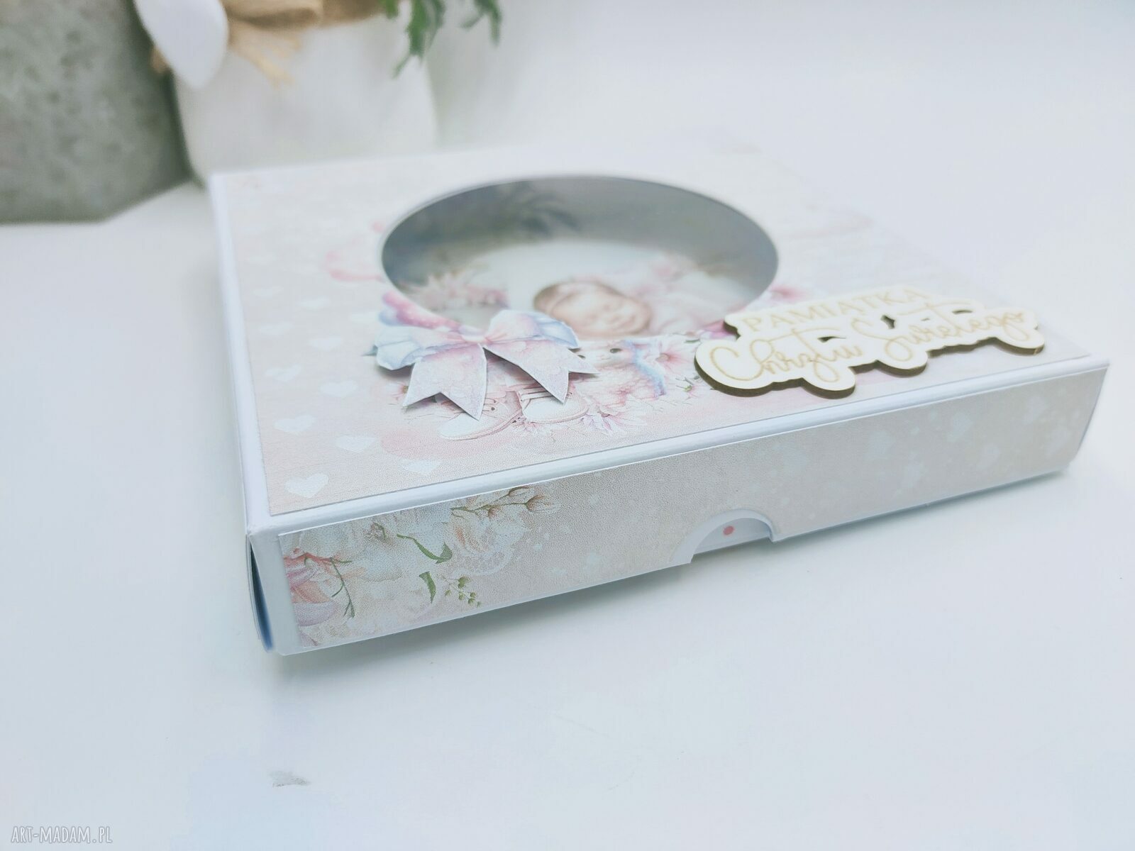 Pamiątka z okazji Chrztu Świętego - kartka scrapbooking 3D z pudełkiem (dla dziewczynki)