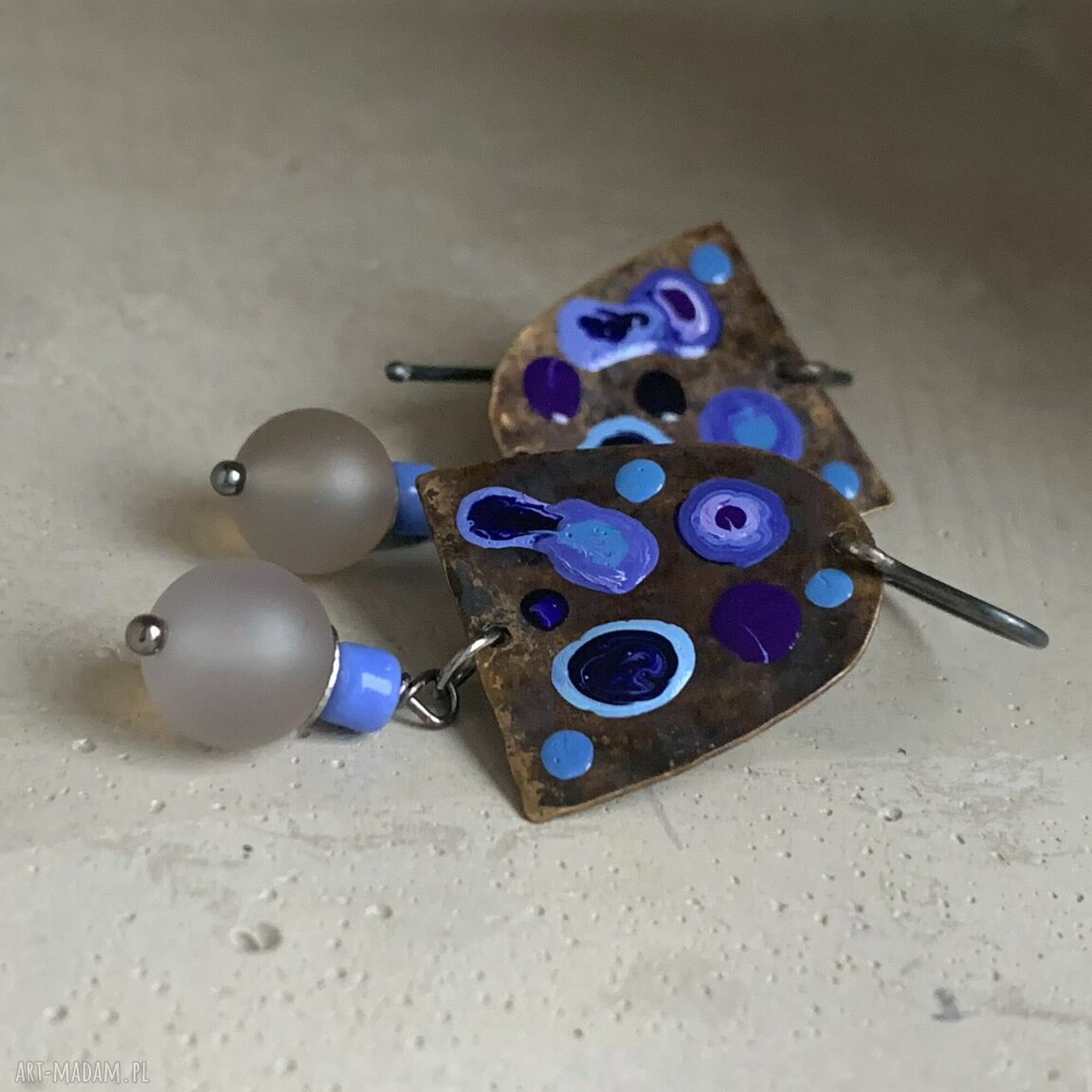 Asymetryczne kolczyki Meduzy Sea Creatures - ręcznie malowane z agatem
