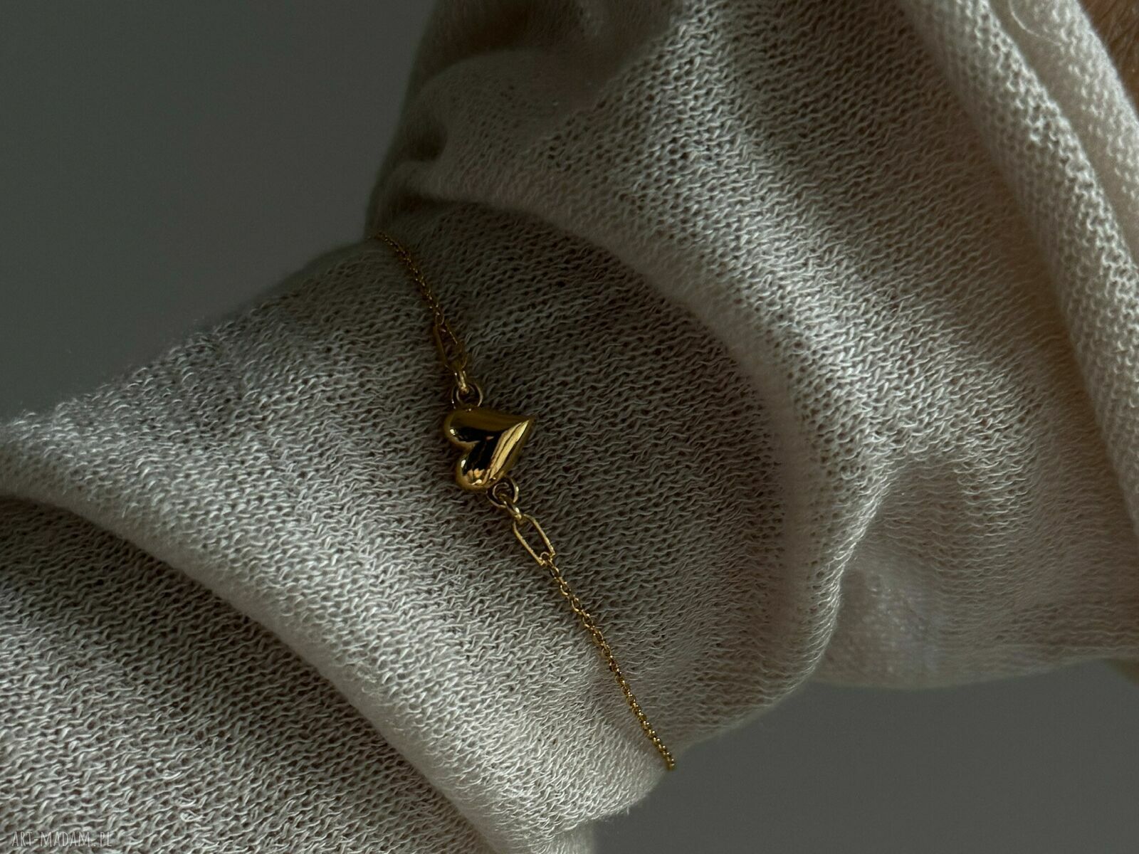 bransoletki: Bransoletka z małym serduszkiem z różowego złota hand made